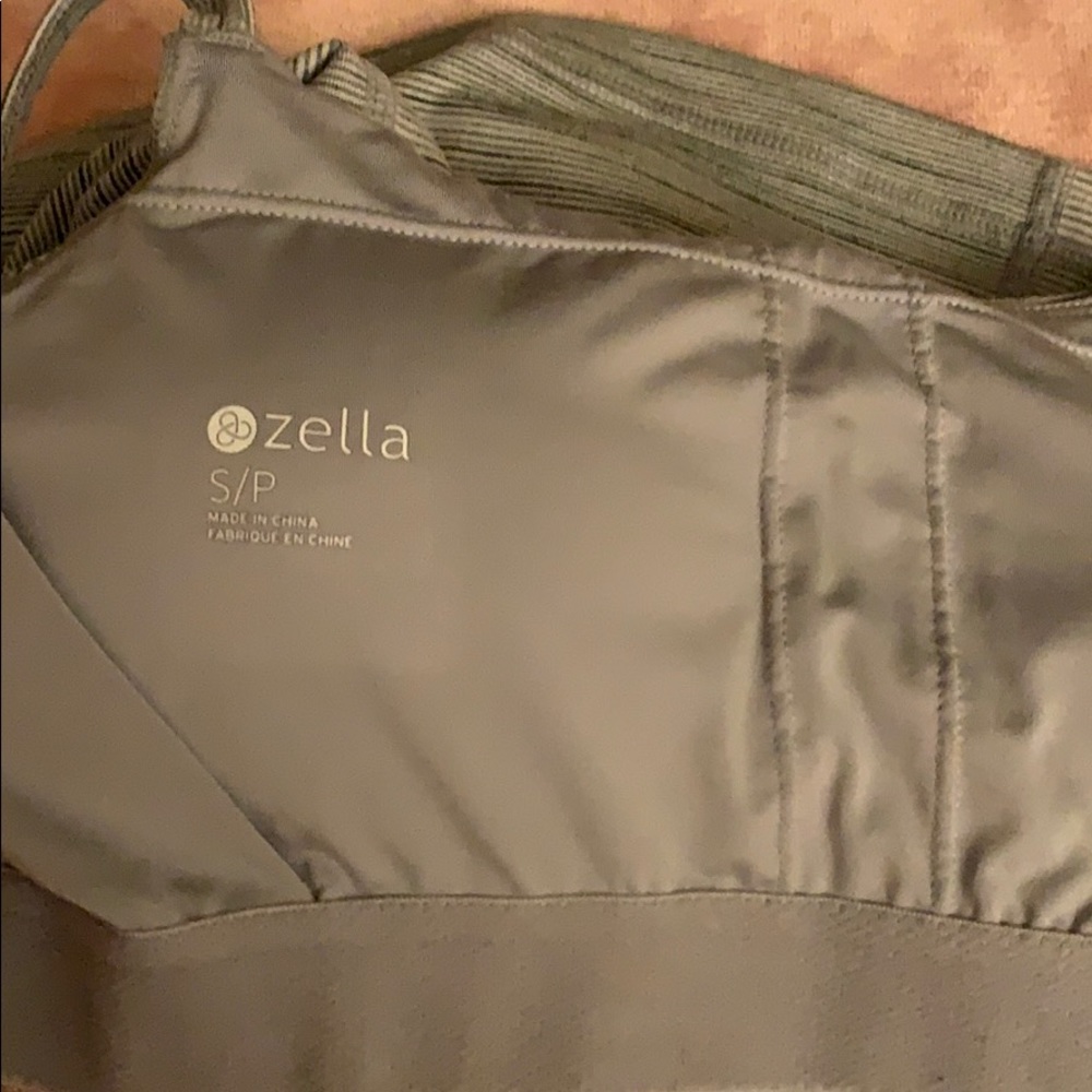 Zella Top - Picture 3 of 3